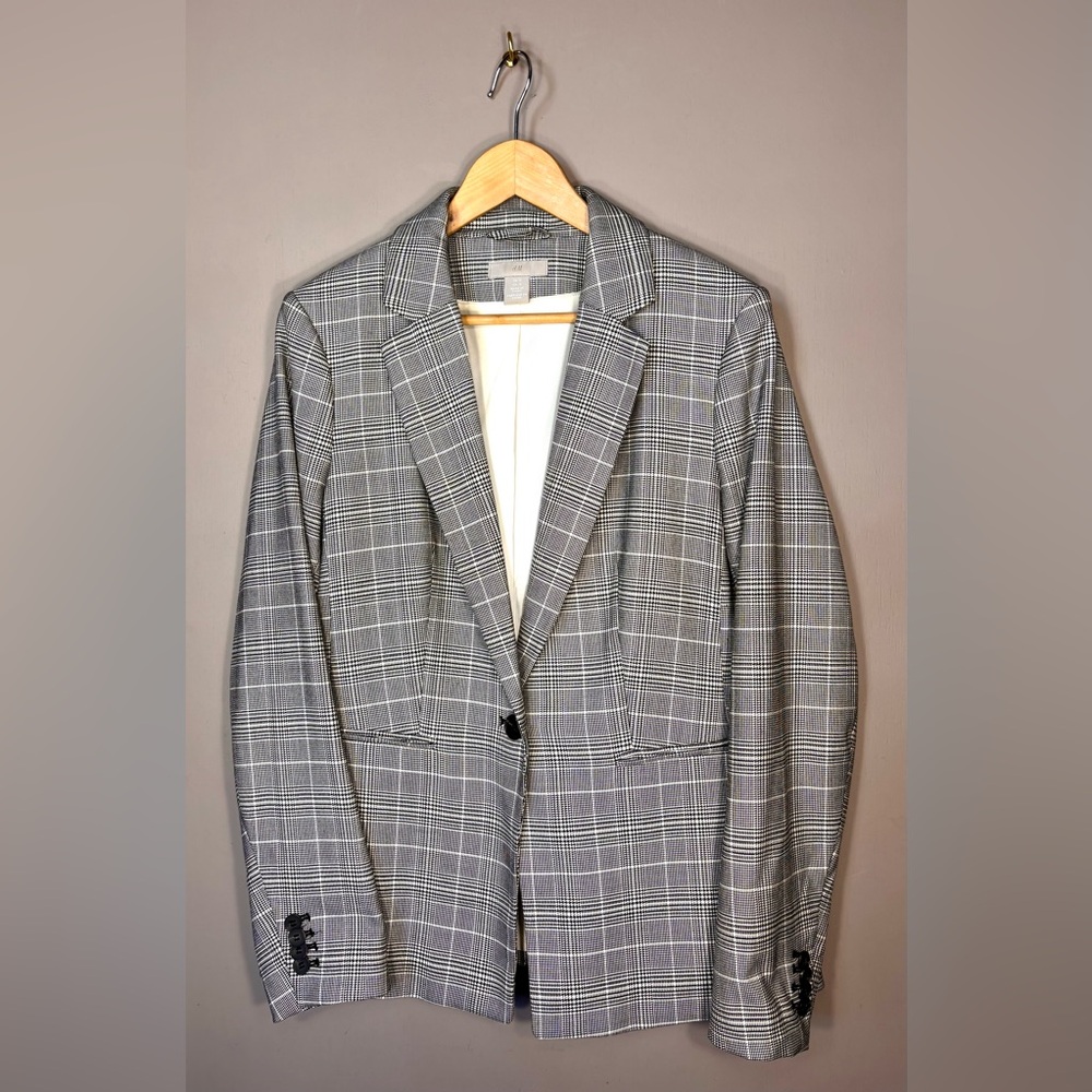 H&M Classic Gray Tailored Blazer - Picture 2 of 16